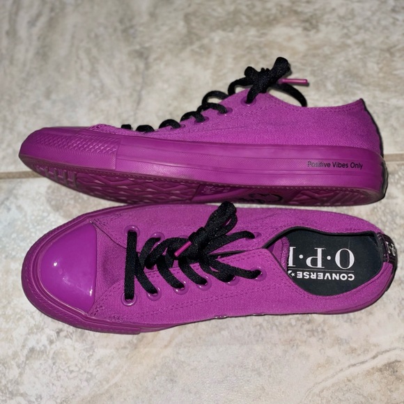 Converse Women's Bold Violet Sneakers - Picture 10 of 14